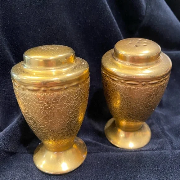 ‼️SOLD‼️Collection S&P Gold Plated Shakers - Picture 8 of 11
